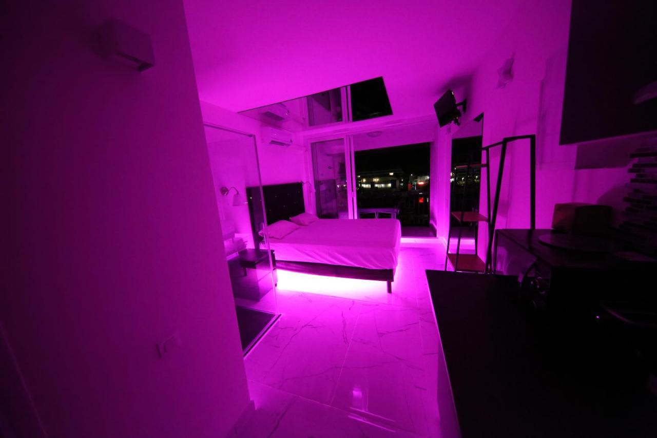 Studio Indecent Agde Bagian luar foto